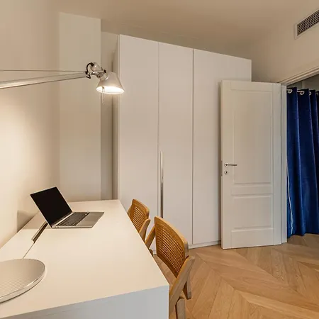 Montenapoleone - Charming Apartamento *